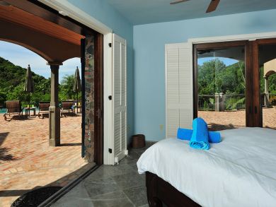 St. John Home 945361