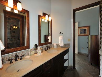 St. John Home 945361