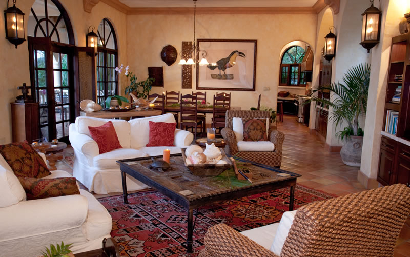 St. John Home 945363