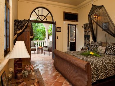 St. John Home 945363