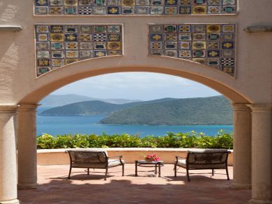 St. John Home 945363