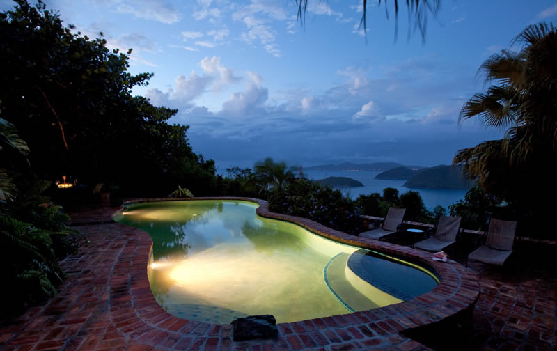 St. John Home 945363