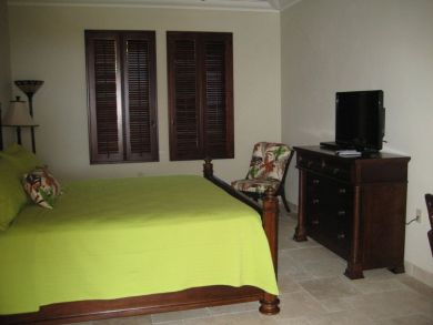 St. John Home 945365