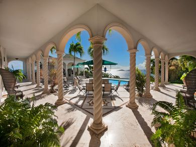 St. John Home 945367