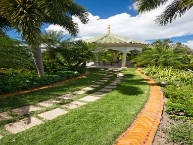 St. John Home 945367