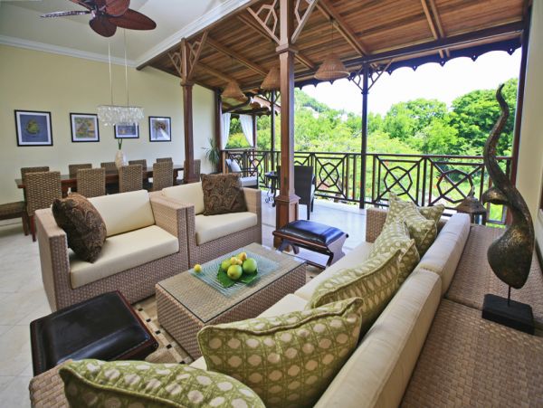 5 Bedroom Walk to Beach Tropical St Lucia Oasis!