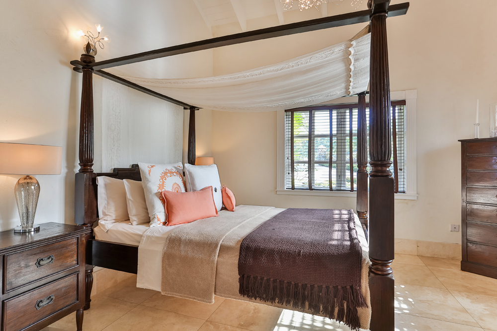 St. Lucia Home 945375 St. Lucia Home 945375