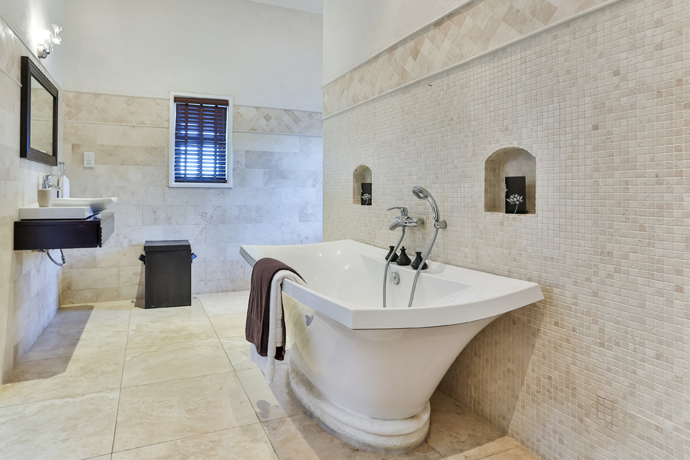 St. Lucia Home 945375 St. Lucia Home 945375