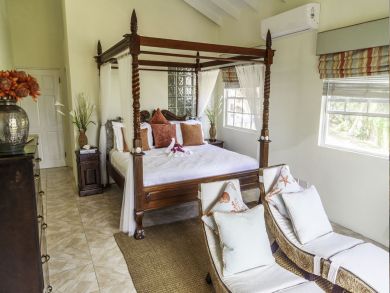 St. Lucia Home 945377