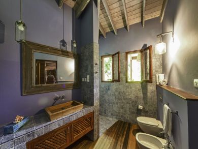 St. Lucia Home 945388 St. Lucia Home 945388