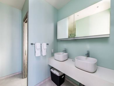 Turks And Caicos Home 945410