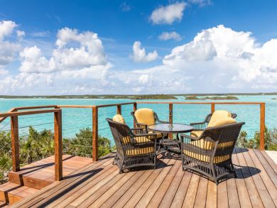 Turks And Caicos Home 945410