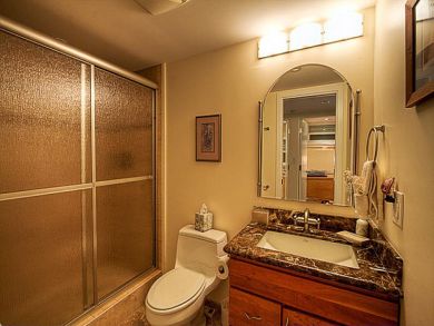 Charming Two Bedroom Condo Sleeps 4 Guests Steps to Beach