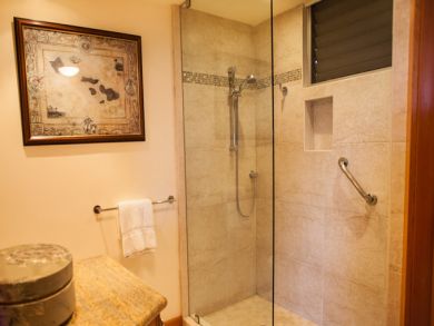 Kihei Vacation Beach Condo Sleeps 4 Guests Ocean Views