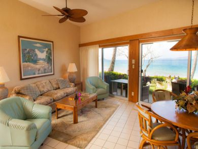 Kihei Vacation Beach Condo Sleeps 4 Guests Ocean Views