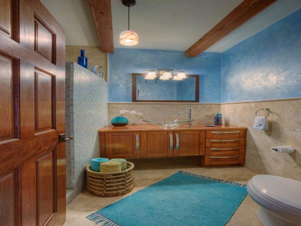 Luxury Seafront Five Bedroom Vacation Home in St. Thomas