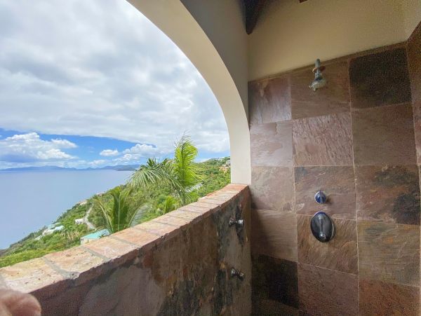 Luxury Seafront Five Bedroom Vacation Home in St. Thomas