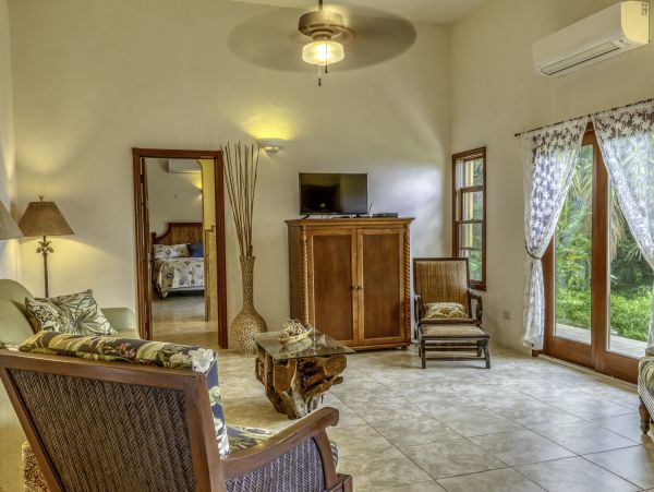 St. Thomas Luxury Vacation Pool Home With Six Bedrooms