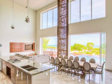 Full Service Luxury 9 Bedroom Beachfront Villa