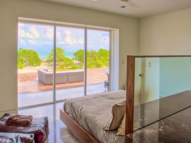Full Service Luxury 9 Bedroom Beachfront Villa