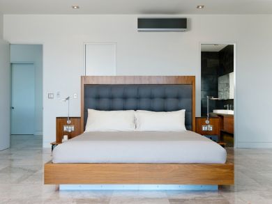 Full Service Luxury 9 Bedroom Beachfront Villa