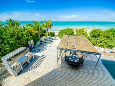 Full Service Luxury 9 Bedroom Beachfront Villa
