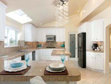 Oxnard Vacation Home Plus Den Sleeps 10 Guests Walk to Beach