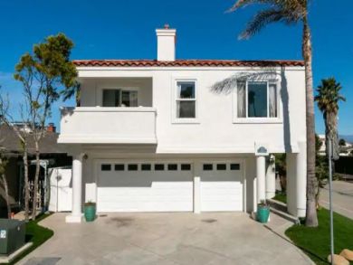 Oxnard Vacation Home Plus Den Sleeps 10 Guests Walk to Beach