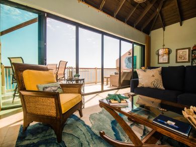 One Bedroom Rental Condo with Amazing Views in St. Thomas