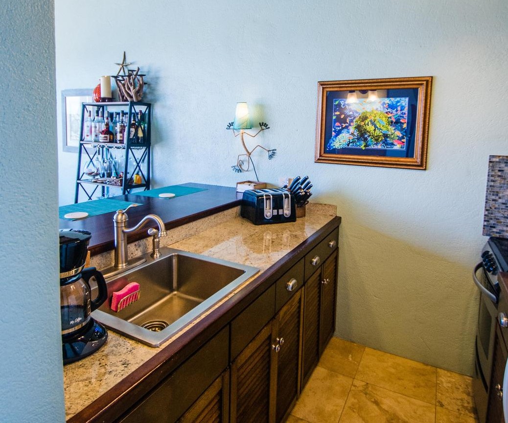 One Bedroom Rental Condo with Amazing Views in St. Thomas