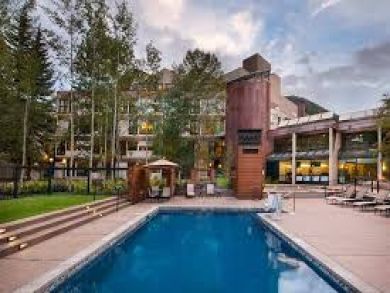 Walk to Lionshead Gondola from this Platinum Rated Condo