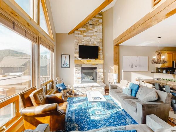 Upscale Winter Park Townhome Private Hot Tub & Mountain View