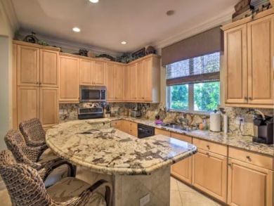 Beautiful 3 Bedroom Home with Private Pool Walk to Beach