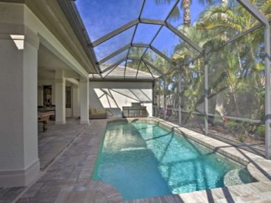 Beautiful 3 Bedroom Home with Private Pool Walk to Beach