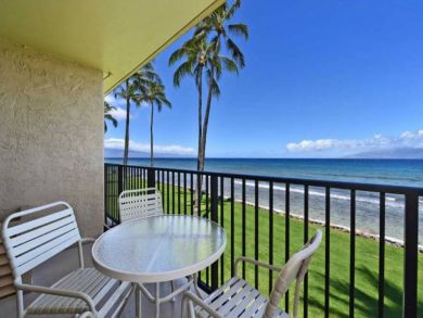 One Bedroom Oceanfront Vacation Condo in Kaanapali
