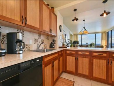 Kaanapali Vacation Beach Condo Sleeps 4 Full Ocean Views