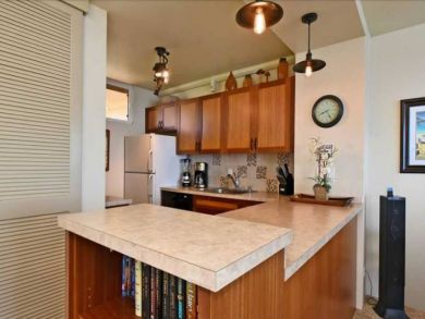 Kaanapali Vacation Beach Condo Sleeps 4 Full Ocean Views