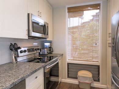 Kapalua One Bedroom Beachfront Rental Condo Ocean View
