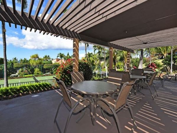 Spacious Lovely One Bedroom Wailea Condo Near the Ocean