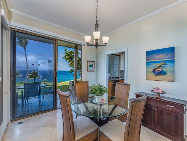 Kapalua Vacation Beach Condo Sleeps 4 Guests Ocean Views