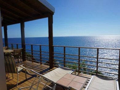 One Bedroom Condo in Coral Bay with Full Ocean Views