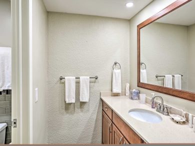 St. Thomas 2 Bedroom Resort Condo with Views and Amenities