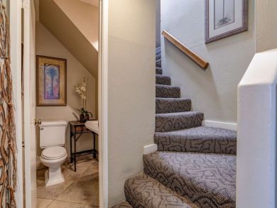 Sweeping Full Ocean Views From This Resort 2 Bedroom Condo