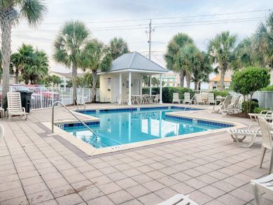 Navarre Beach Vacation Rental Condo Three Bedrooms Sleeps 6