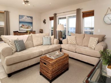 Navarre Beach Vacation Rental Condo Three Bedrooms Sleeps 6