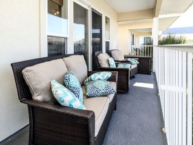 Navarre Beach Vacation Rental Condo Three Bedrooms Sleeps 6