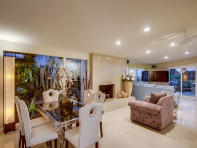 San Diego Vacation Rental Home Four Bedrooms Sleeps 10