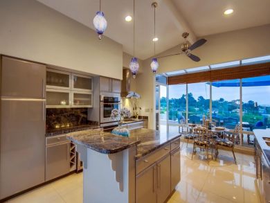 San Diego Vacation Rental Home Four Bedrooms Sleeps 10