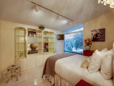 San Diego Vacation Rental Home Four Bedrooms Sleeps 10