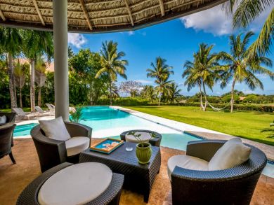 Luxury villa on Golf Course